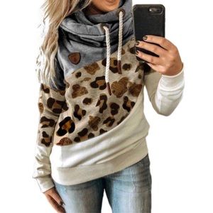 Hooded Cheetah Print Pattern Swearer